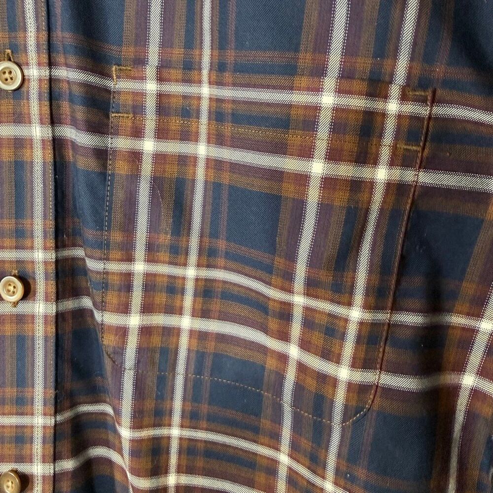 Cabela's Men’s Long Sleeve Blue Brown White Plaid Button Down Shirt Size Medium - Picture 4 of 6